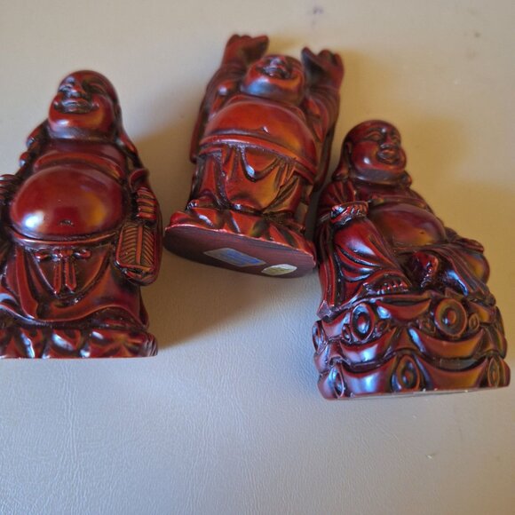 SET OF (3) VINTAGE MINIATURE LAUGHING BUDDHA RED RESIN BUDDHISM - Picture 4 of 5